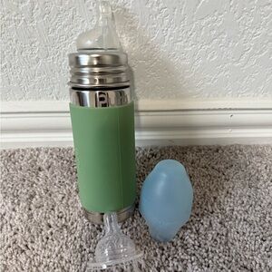 listing-status-banner